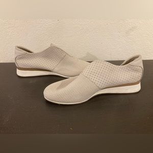 Hush Puppy Slip On Sneakers Off White Size 8